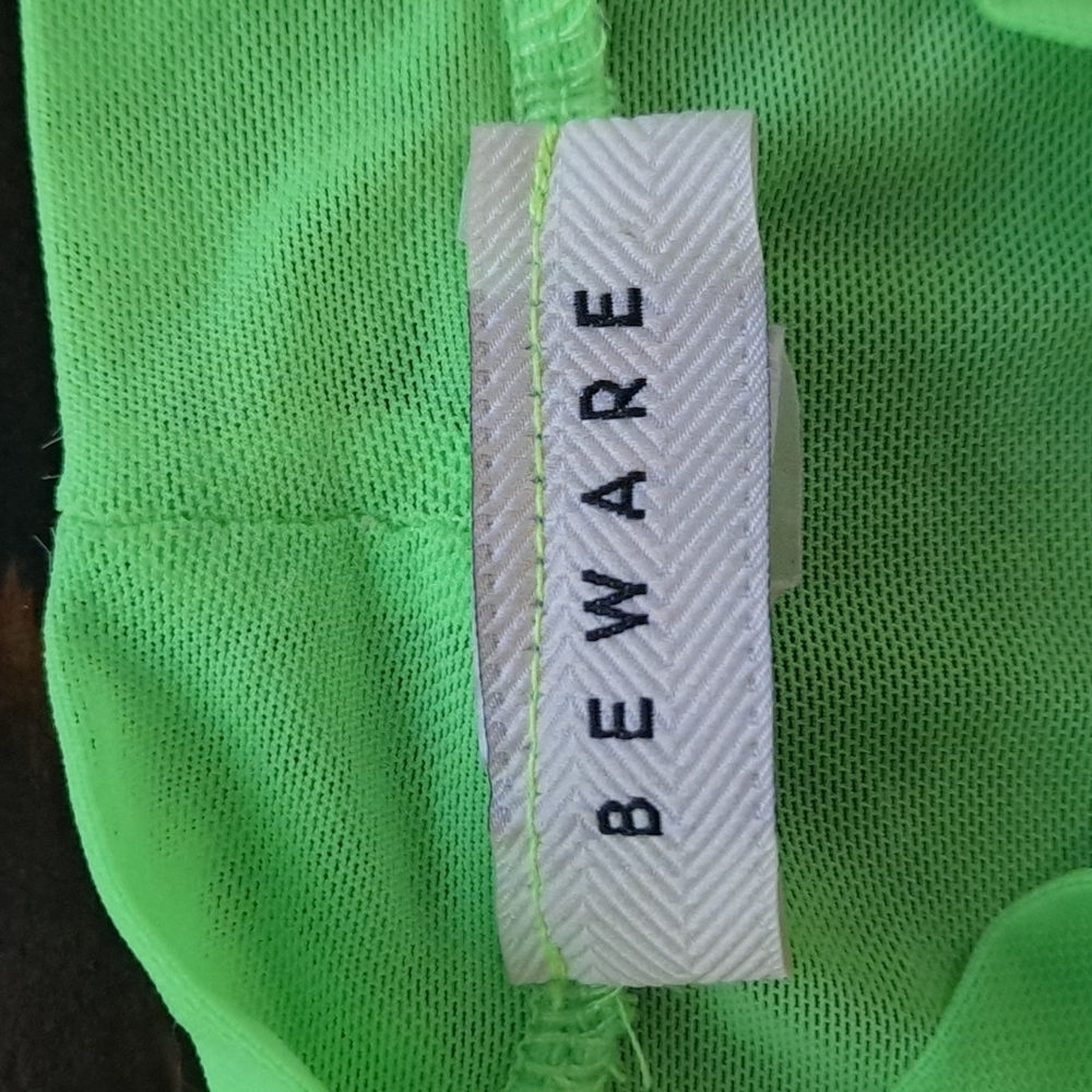 ❌SOLD❌Price firm: Sheer Neon green shirt - Picture 3 of 8